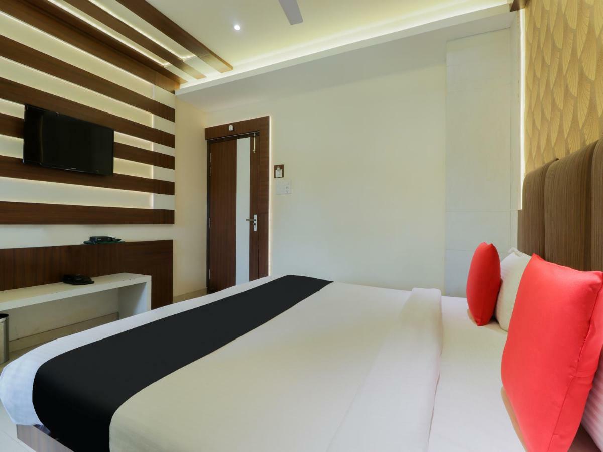 كانبور Capital O 46218 Royal Cottage Suite المظهر الخارجي الصورة