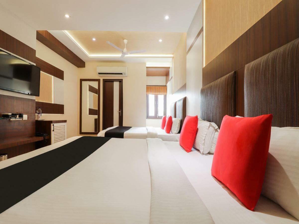 كانبور Capital O 46218 Royal Cottage Suite المظهر الخارجي الصورة