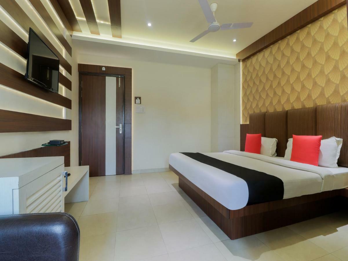 كانبور Capital O 46218 Royal Cottage Suite المظهر الخارجي الصورة